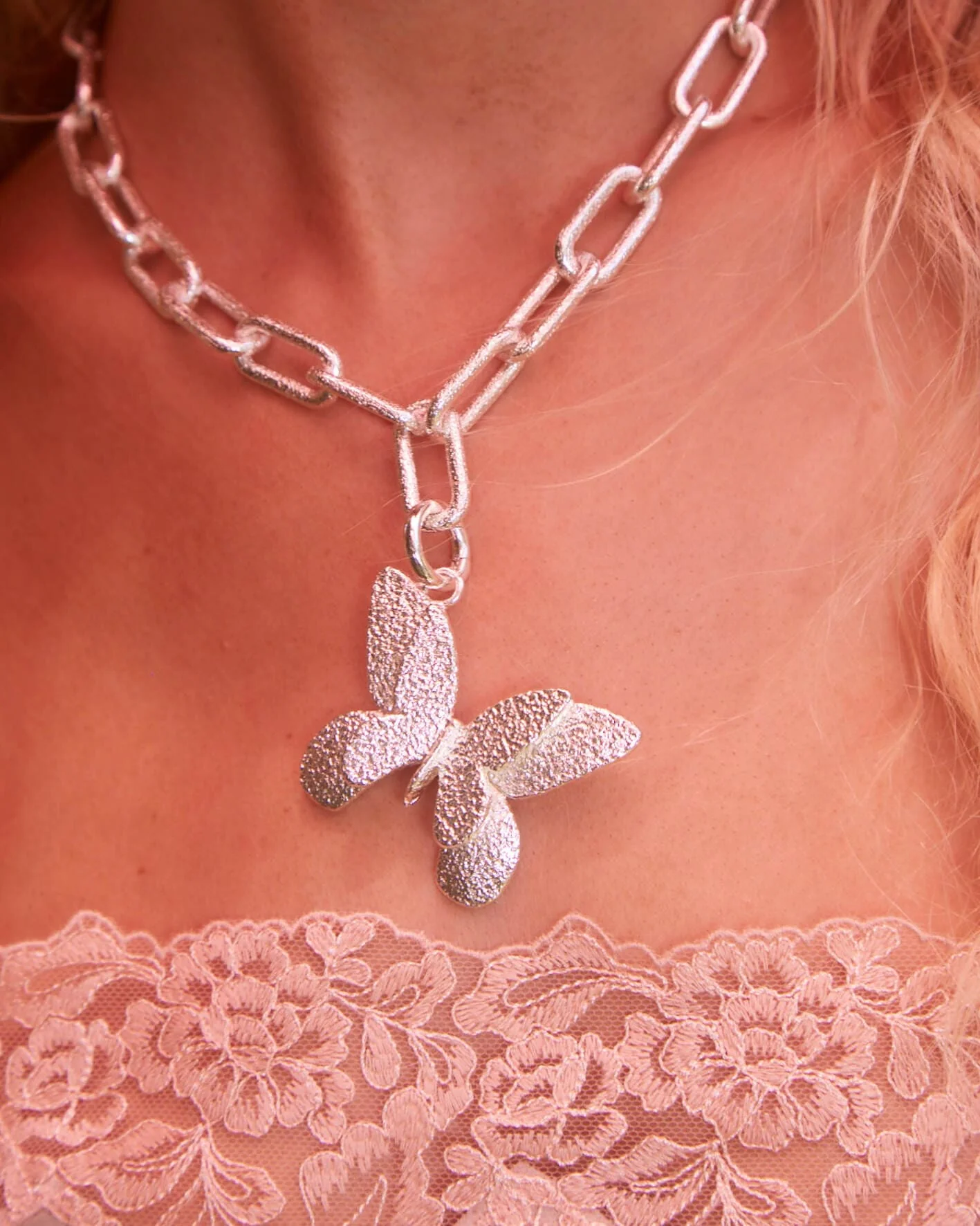 BUTTERFLY EFFECT NECKLACE - Image 9