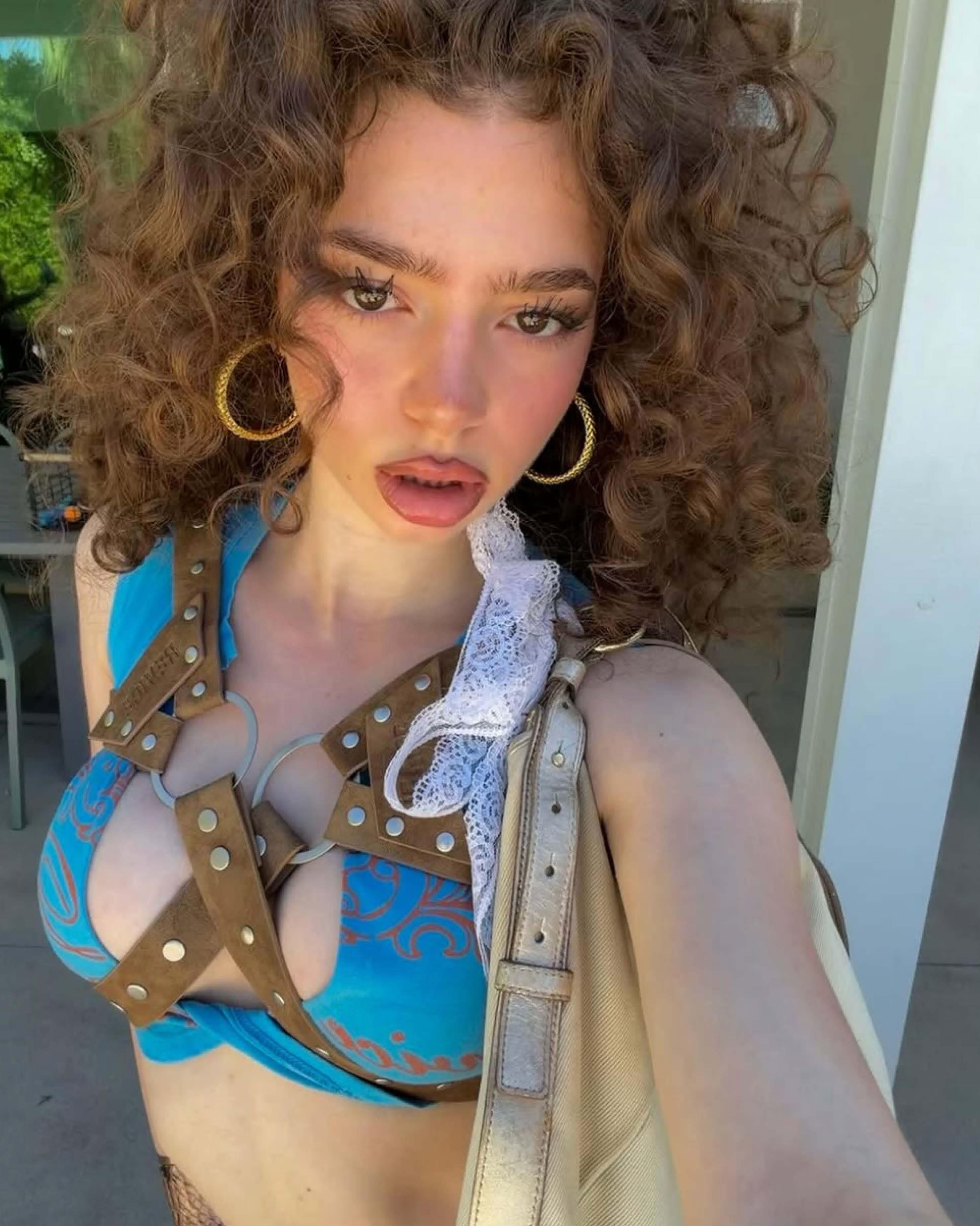 CAPRI EXTRA HOOPS - Image 2