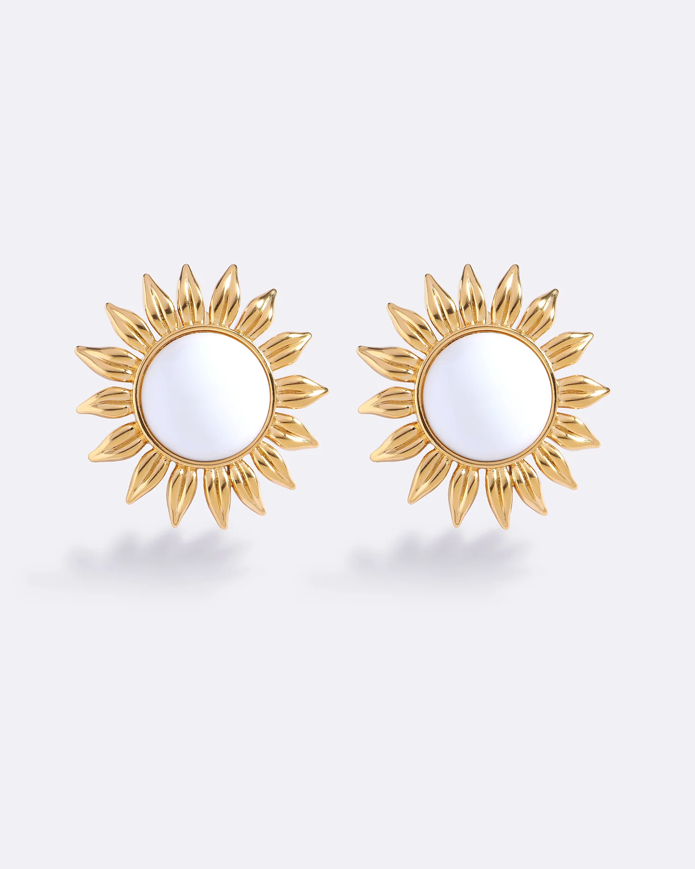 SUMMER STARTS IN MONACO EARRINGS