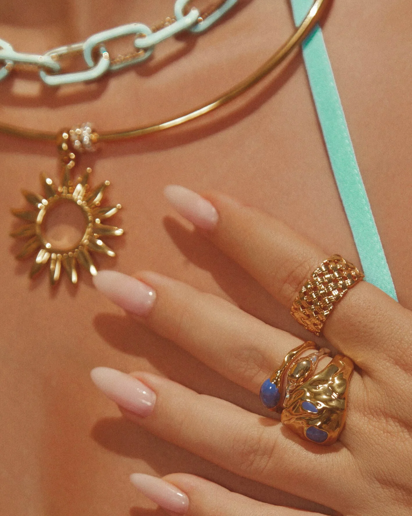 UNDER THE SUN RING - Image 4