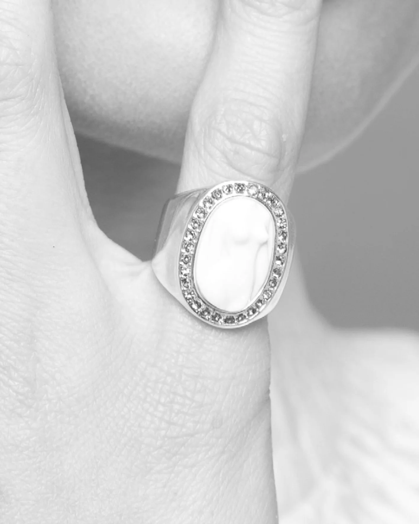 YOUR EYES ONLY RING - Image 2